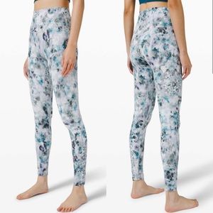 lululemon blue floral print leggings
